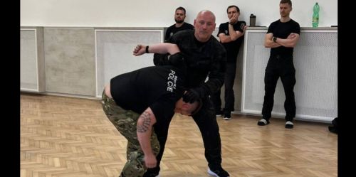 Třídenní specializovaný kurz taktické a střelecké přípravy pro strážníky městských a obecních policií